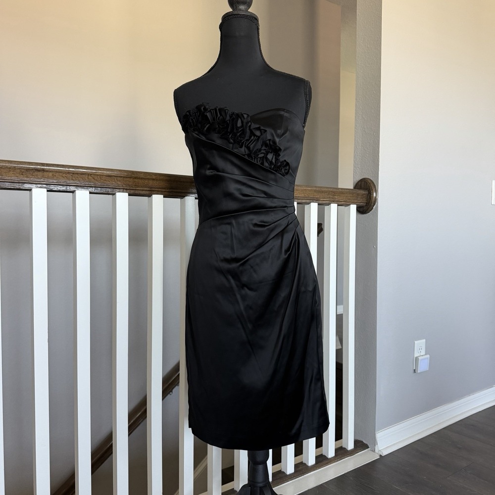 White House Black Market WHBM Strapless Ruched Satin Sweetheart Dress 4 Formal